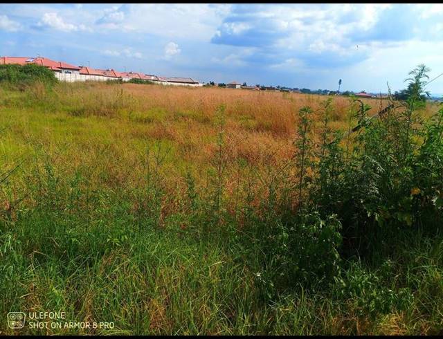 LAND FOR SALE IN DAWN PARK EXT